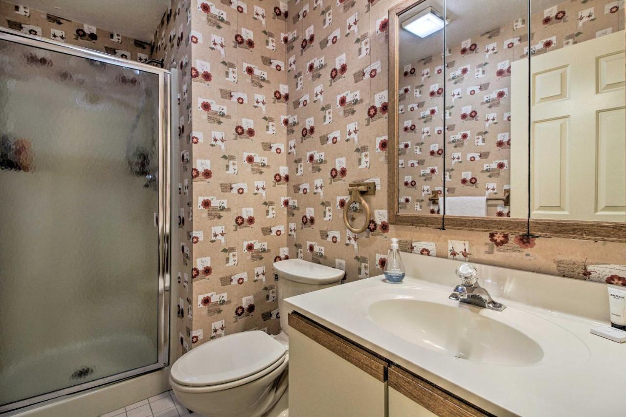 Timber Creek Townhome With 2 Decks And Mtn Views! West Dover Exteriör bild