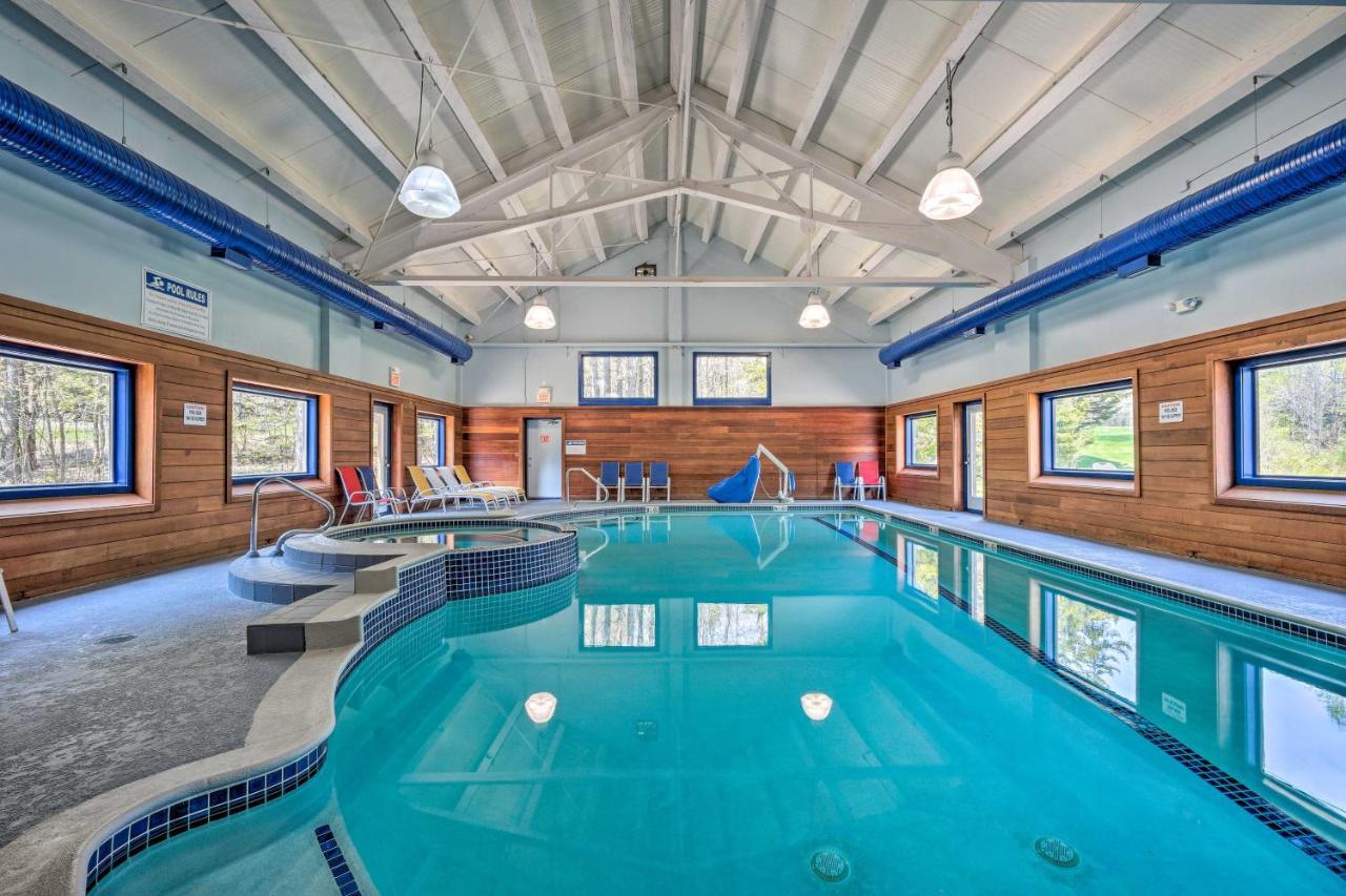 Timber Creek Townhome With 2 Decks And Mtn Views! West Dover Exteriör bild