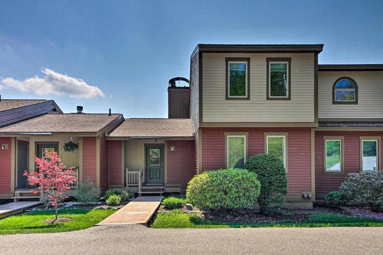 Timber Creek Townhome With 2 Decks And Mtn Views! West Dover Exteriör bild