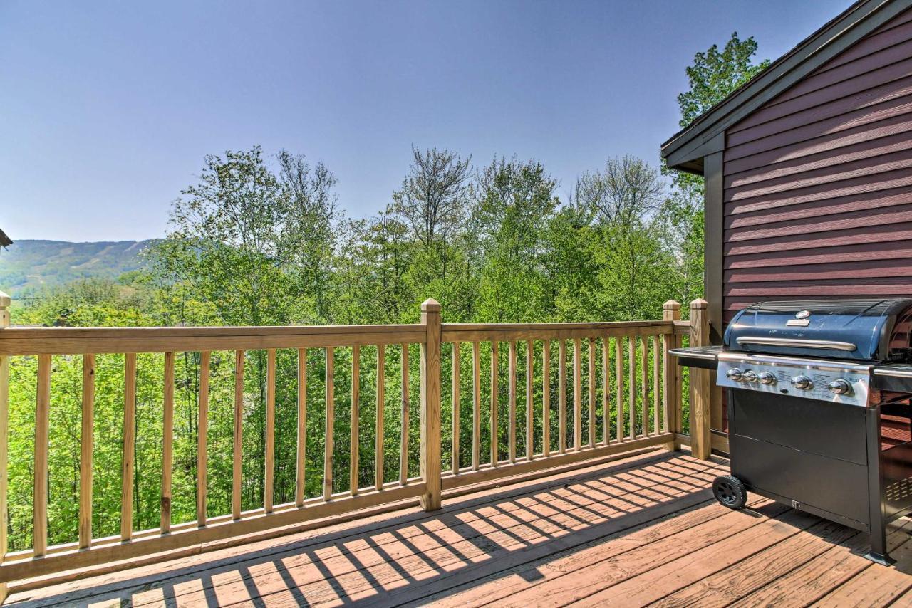Timber Creek Townhome With 2 Decks And Mtn Views! West Dover Exteriör bild